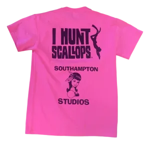 I Hunt Scallops Tee - Medium